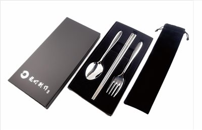 TL-24447 龍町特級方筷餐具彩盒